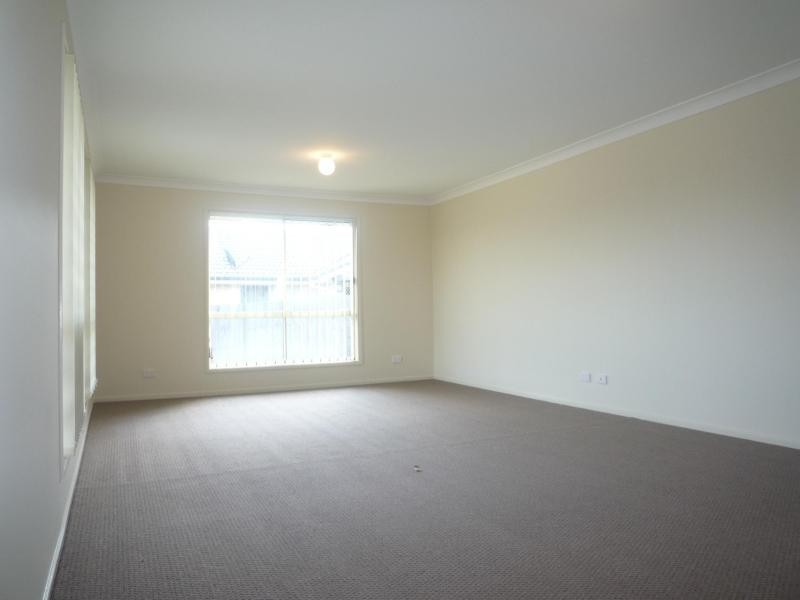 218 Denton Park Drive, Aberglasslyn NSW 2320