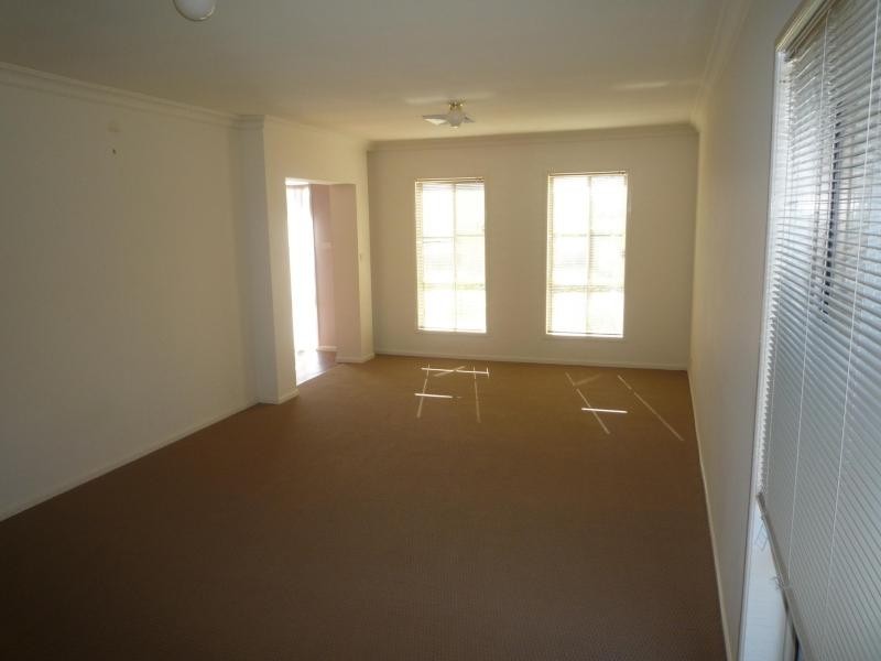4 Boronia Close, Aberglasslyn NSW 2320