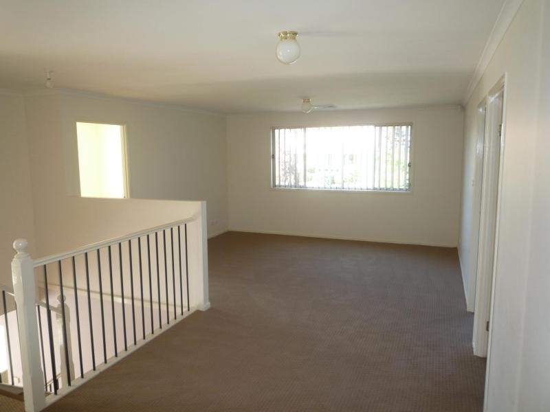 4 Boronia Close, Aberglasslyn NSW 2320