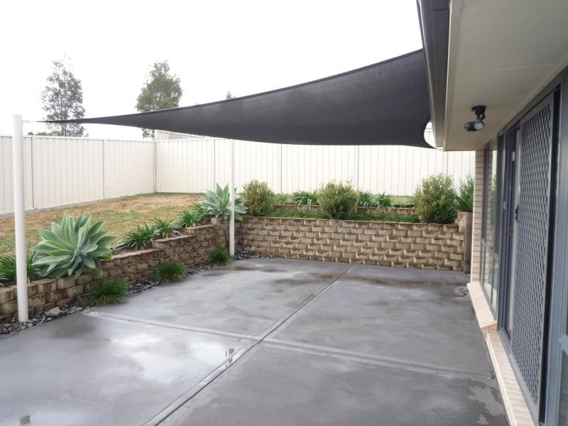 10 Stanley Close, Bolwarra Heights NSW 2320