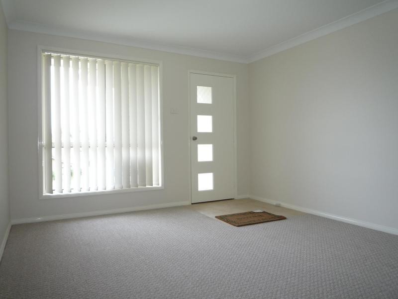 34 Pumphouse Crescent, Rutherford NSW 2320