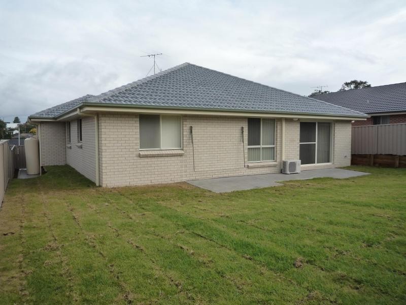 34 Pumphouse Crescent, Rutherford NSW 2320