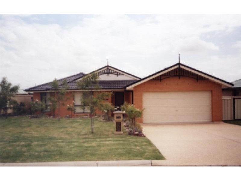 37 Richard Road, Aberglasslyn NSW 2320