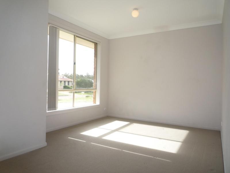 2/29 Boyd Avenue, Metford NSW 2323
