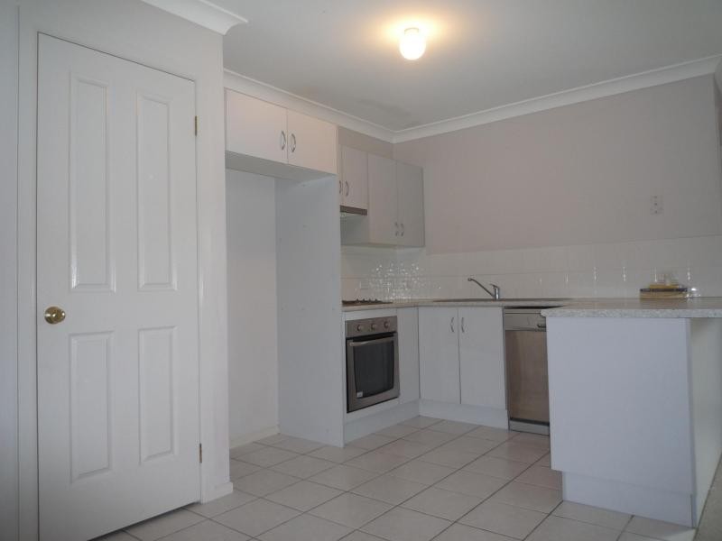 2/29 Boyd Avenue, Metford NSW 2323