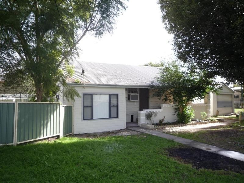 9 Albert Street, Maitland NSW 2320