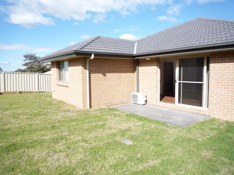 36 Pumphouse Crescent, Rutherford NSW 2320