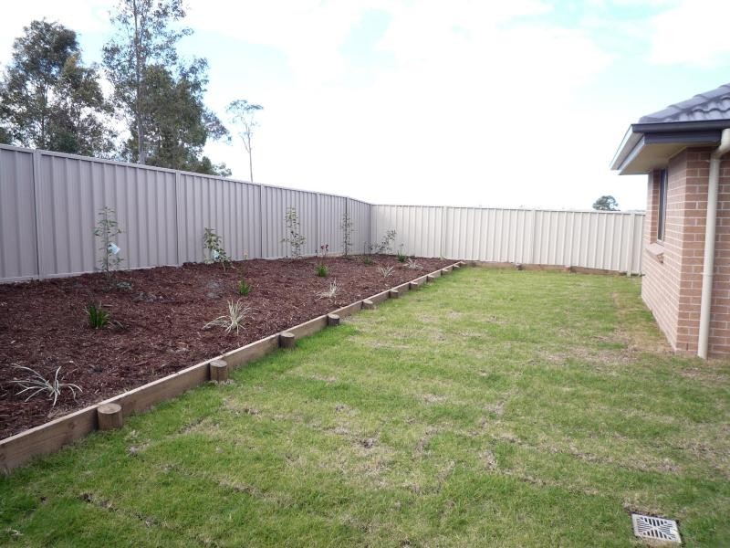 36 Pumphouse Crescent, Rutherford NSW 2320