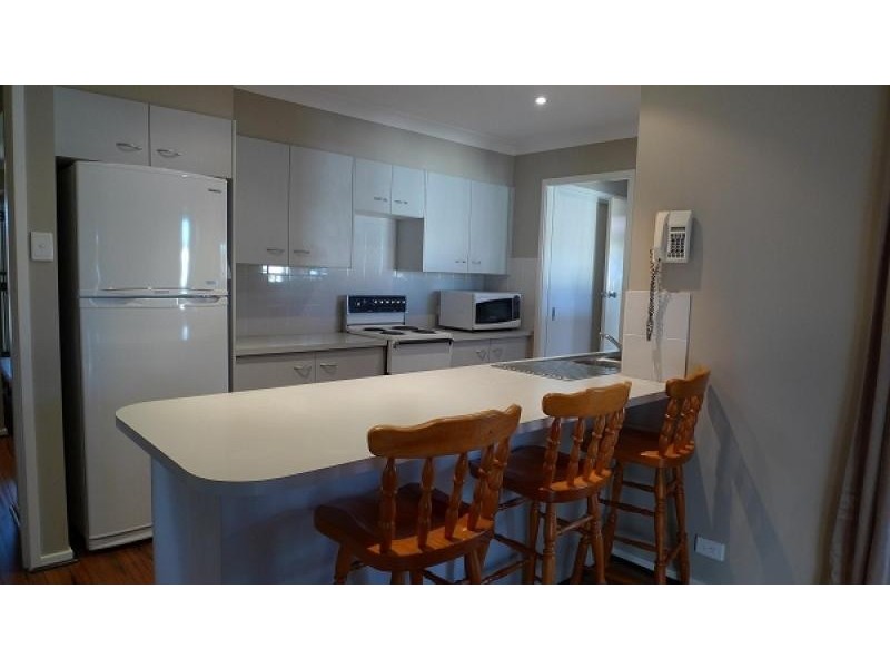 10 Lowe Street, Metford NSW 2323