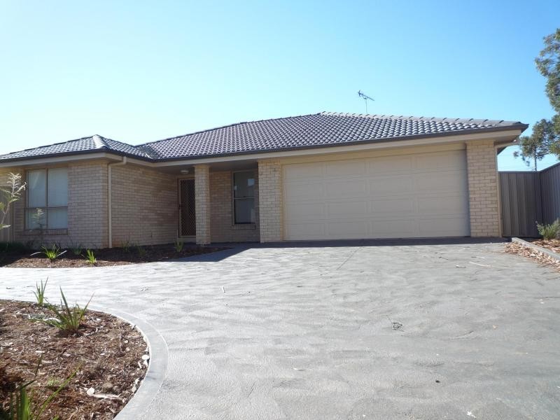 2/2 a Ashleigh Street, Heddon Greta NSW 2321