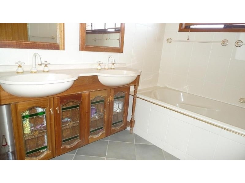 10 Isaacs Street, Metford NSW 2323