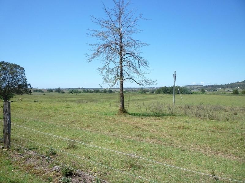 5 Pywells Road, Luskintyre NSW 2321