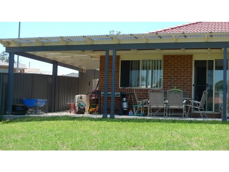 21 Pumphouse Crescent, Rutherford NSW 2320