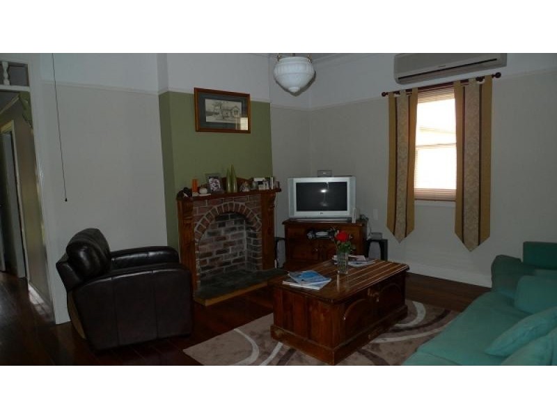 69 Regent Street, Maitland NSW 2320