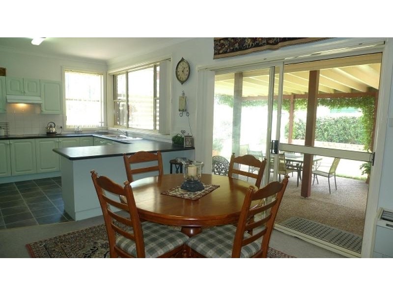 13 Corina Avenue, Bolwarra Heights NSW 2320
