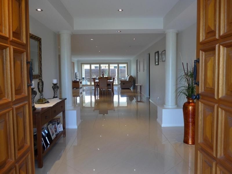 10 Strutt Crescent, Metford NSW 2323