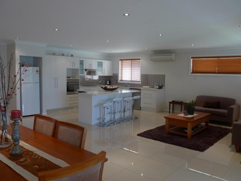 10 Strutt Crescent, Metford NSW 2323