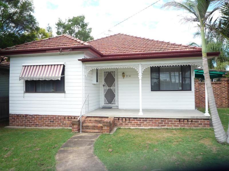 204 High Street, East Maitland NSW 2323
