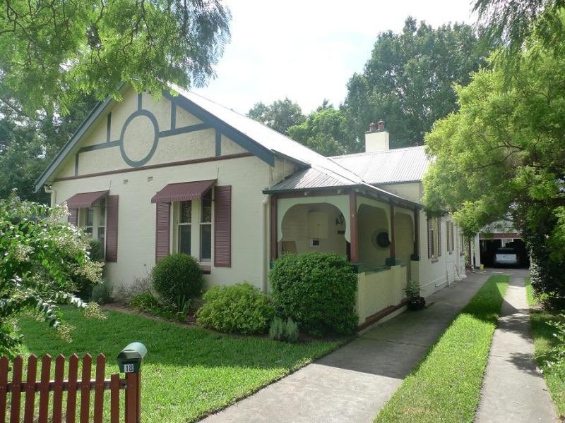 18 Short Street, Lorn NSW 2320