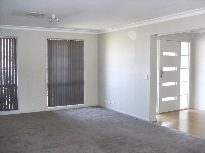 16 Conder Crescent, Metford NSW 2323