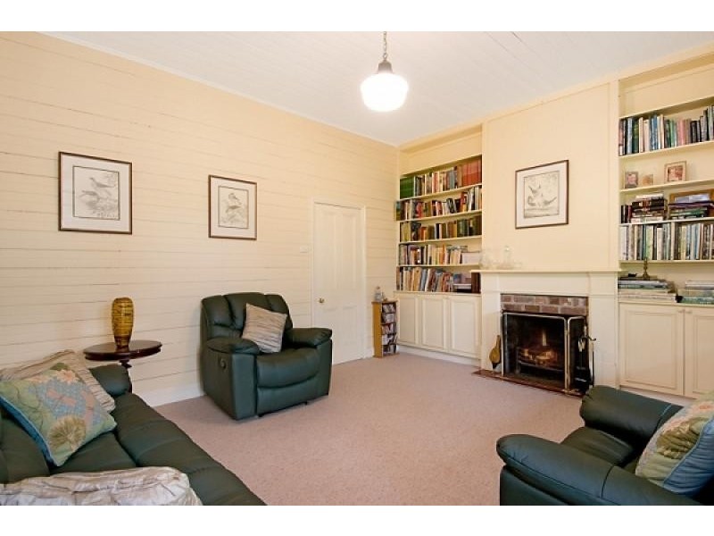 131 Quarry Road, Farley NSW 2320