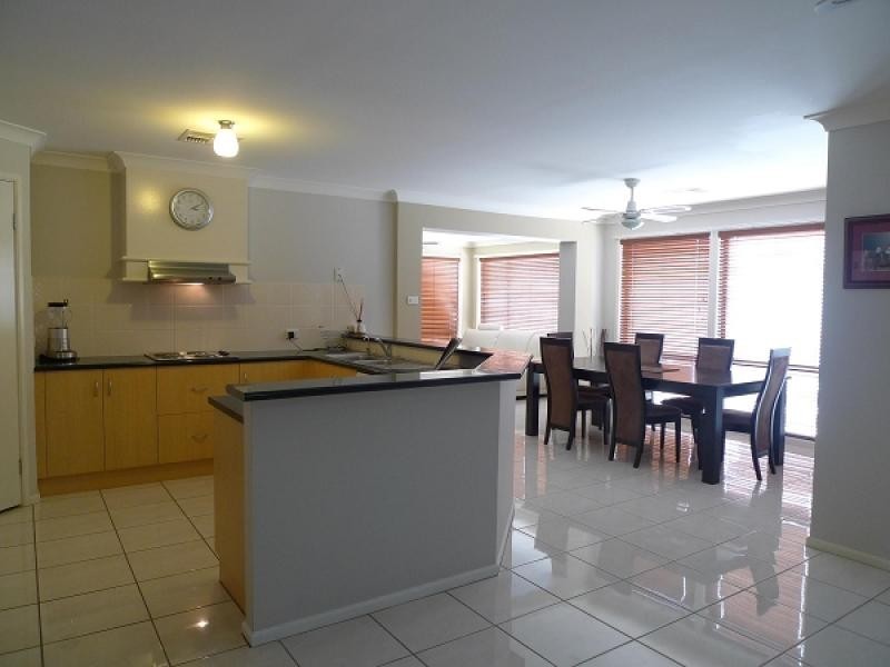 5 Hilltop Crescent, Bolwarra Heights NSW 2320