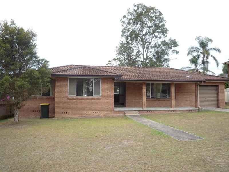 14 Galway Crescent, Metford NSW 2323