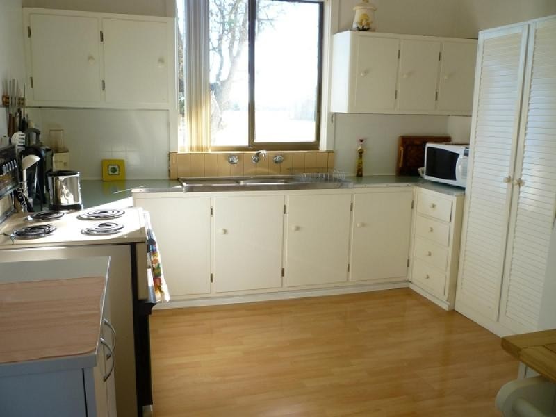 150 Glenarvon Road, Lorn NSW 2320