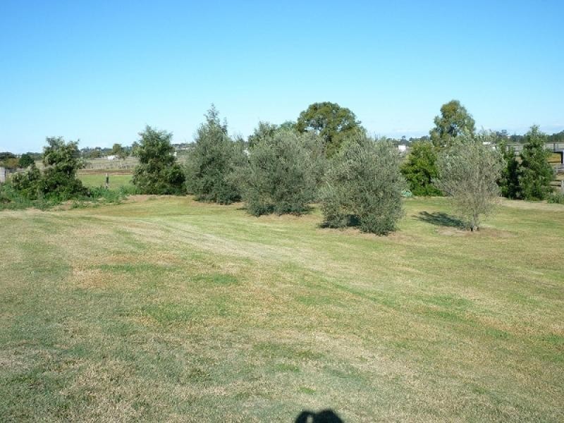 150 Glenarvon Road, Lorn NSW 2320