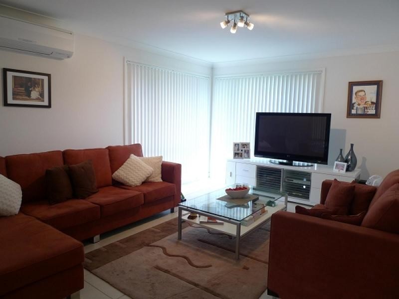 16 Streeton Drive, Metford NSW 2323