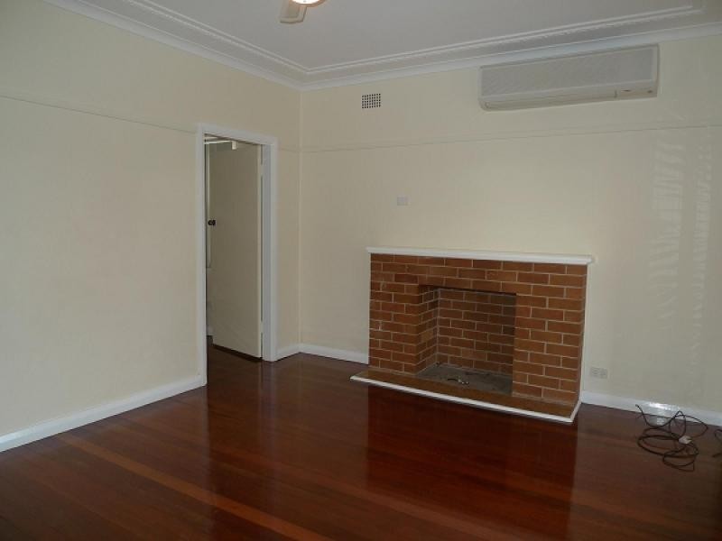 65 Gillies Street, Rutherford NSW 2320