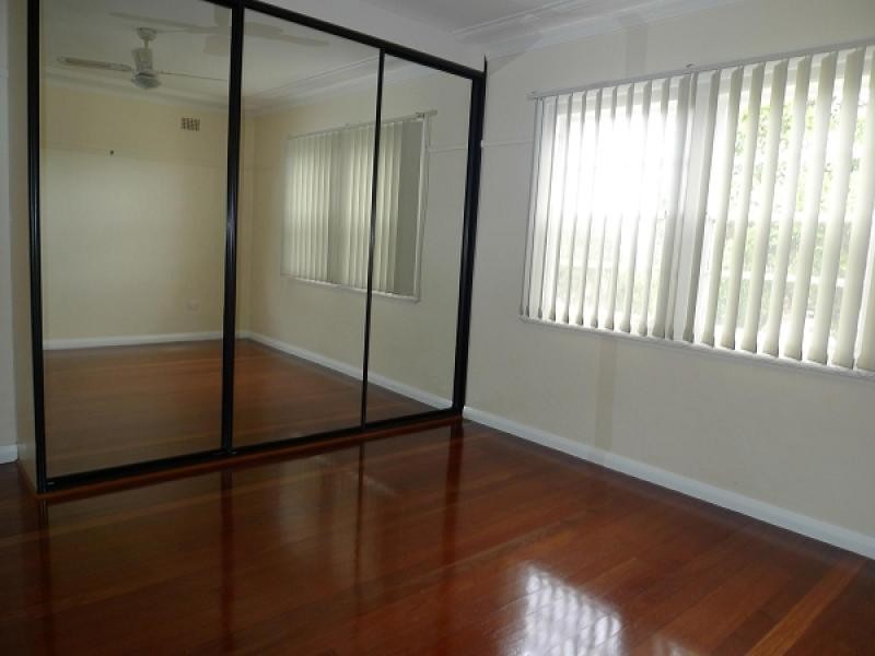 65 Gillies Street, Rutherford NSW 2320