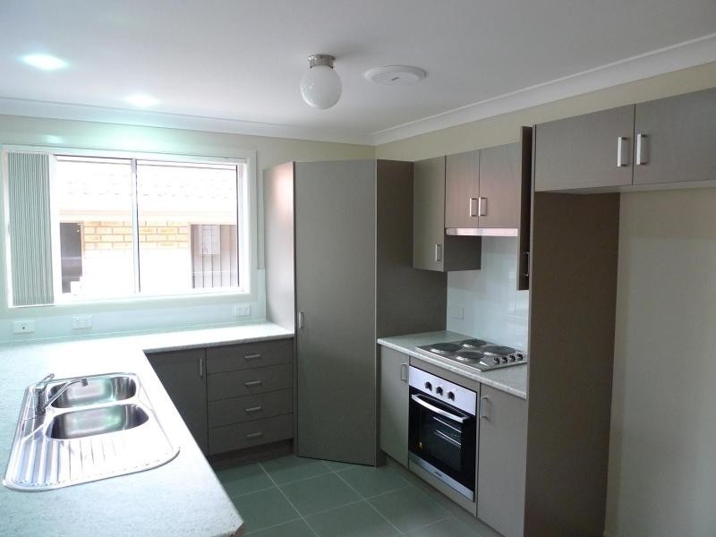 2/3 Ashton Street, Metford NSW 2323
