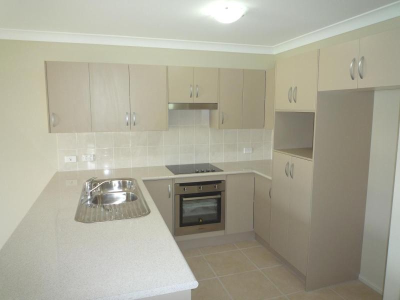 2/77 Yates Street, Branxton NSW 2335