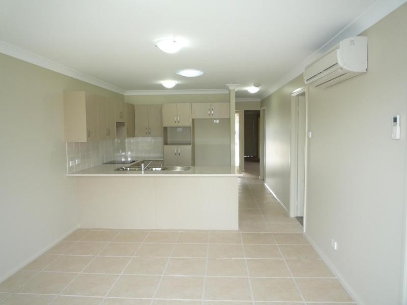 2/77 Yates Street, Branxton NSW 2335