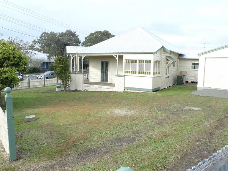 8 Goulburn Street, Abermain NSW 2326