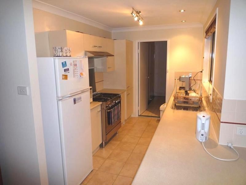 2 Joshua Close, Aberglasslyn NSW 2320