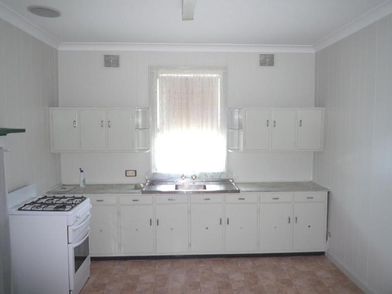 19 Aberglasslyn Road, Rutherford NSW 2320