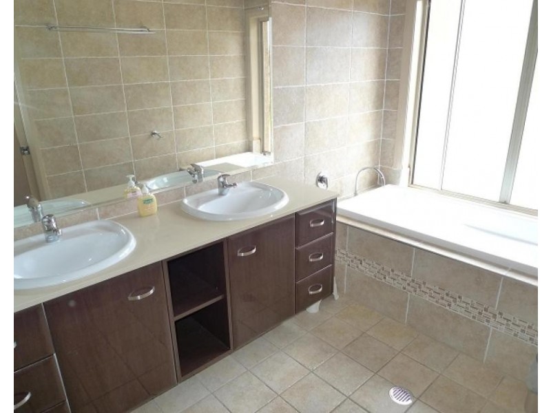 100 Florence Street, Greta NSW 2334