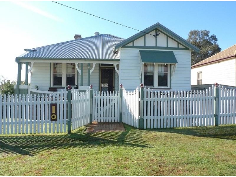 5 Onus Street, Telarah NSW 2320