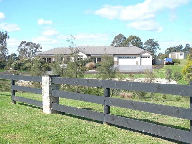 4 Sandstone Drive, Windella NSW 2320