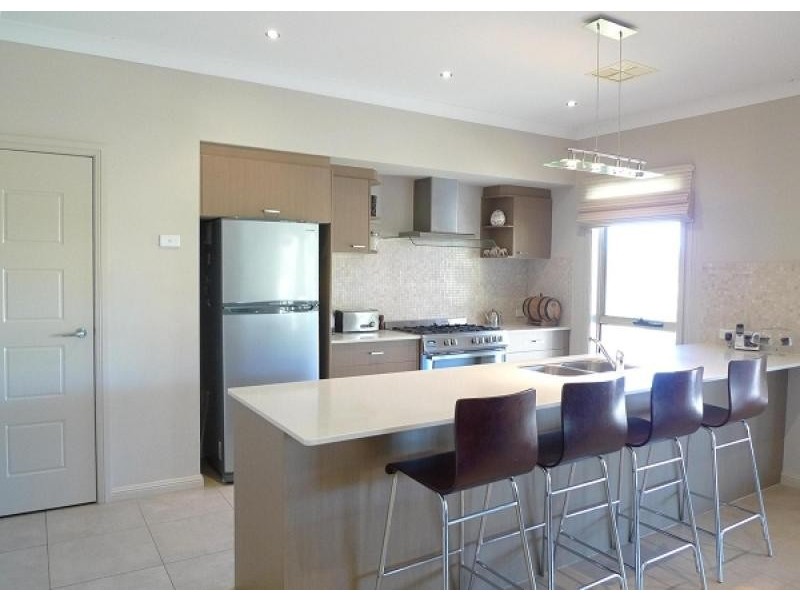 4 Sandstone Drive, Windella NSW 2320