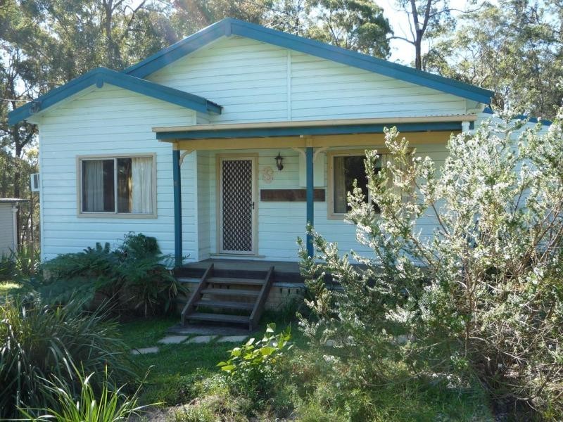 5 Central Avenue, Bundabah NSW 2324