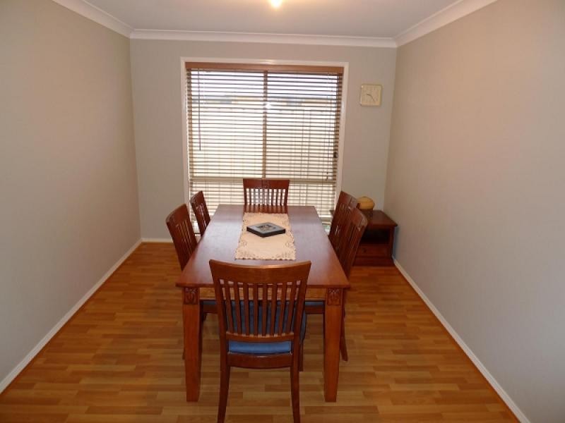 17 Strutt Crescent, Metford NSW 2323