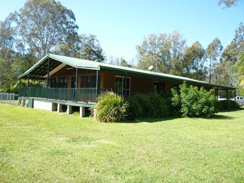 10 Alexander Drive, Seaham NSW 2324