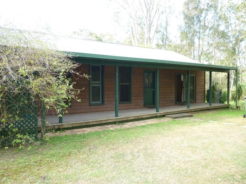 10 Alexander Drive, Seaham NSW 2324