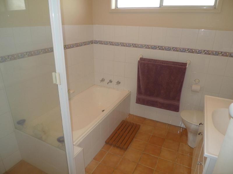 4 Foveaux Crescent, Metford NSW 2323