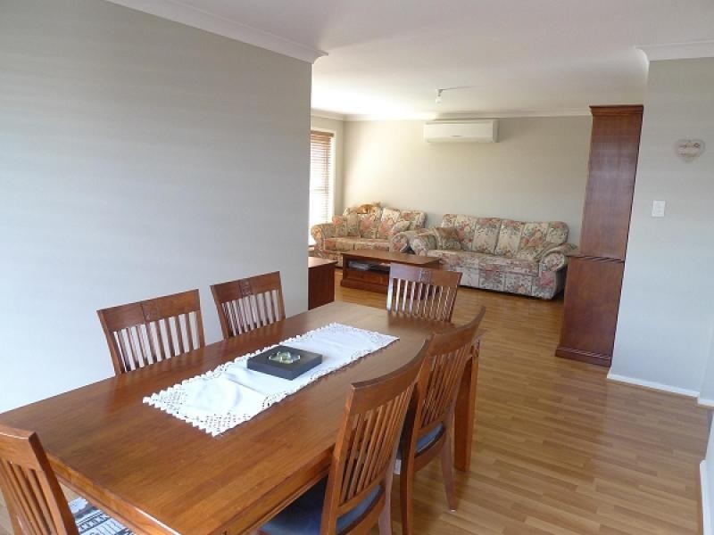 17 Strutt Crescent, Metford NSW 2323