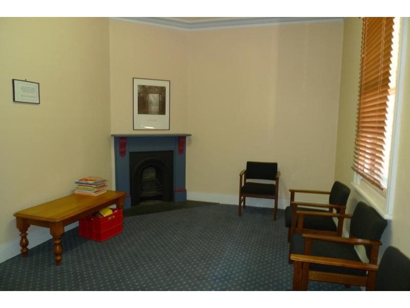 17 Bourke Street, Maitland NSW 2320