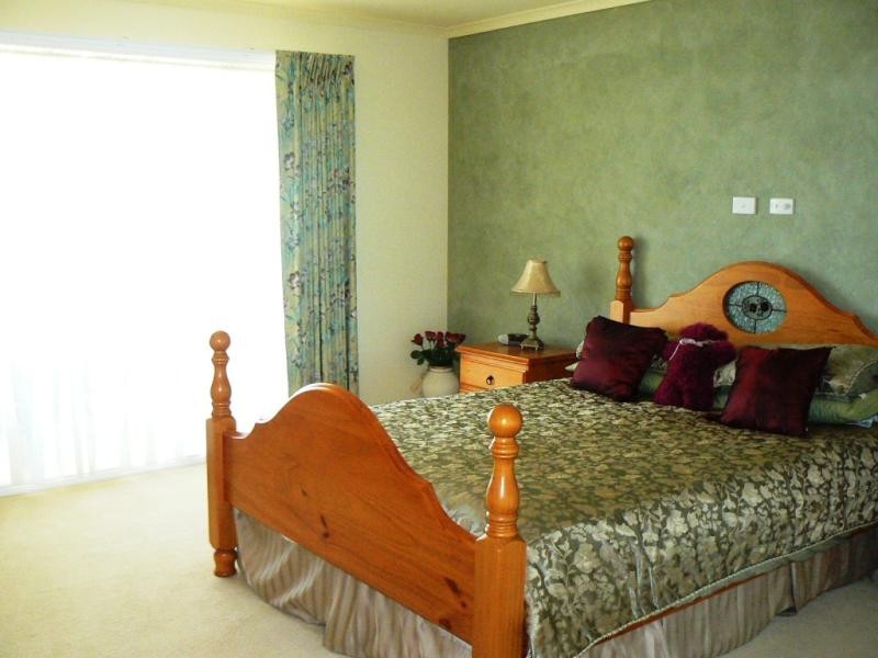 13A IRVINES ROAD, Orbost VIC 3888